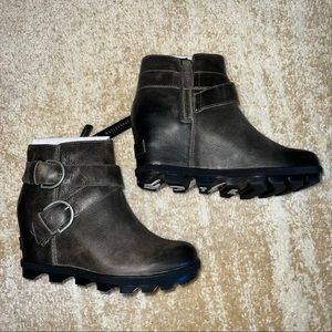 Grey SOREL booties